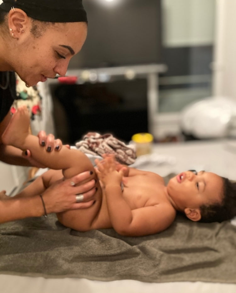 Les Bienfaits du Massage pour Bébé